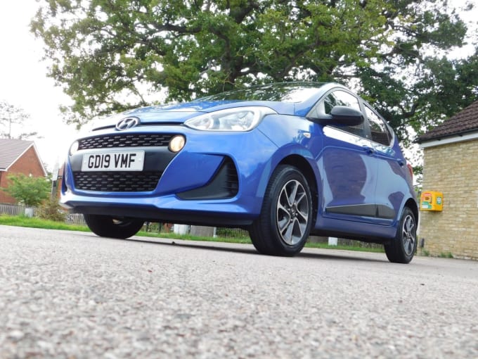 2025 Hyundai I10