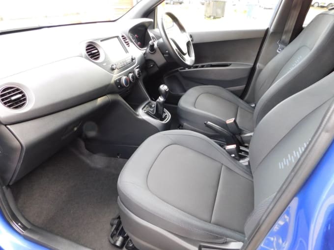 2025 Hyundai I10