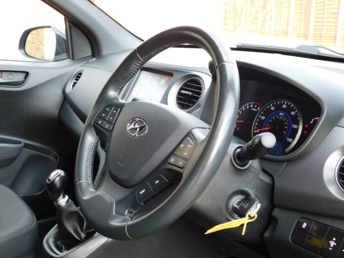 2025 Hyundai I10