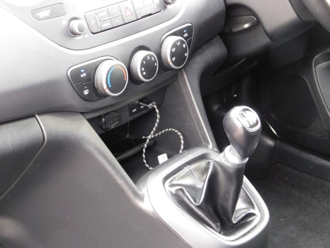 2025 Hyundai I10