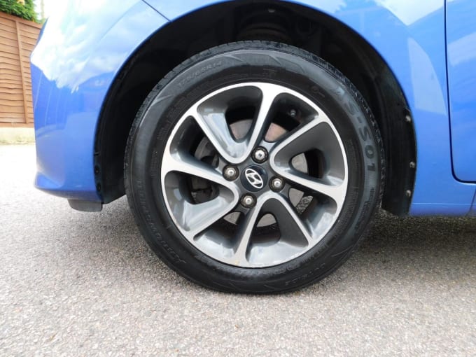 2025 Hyundai I10
