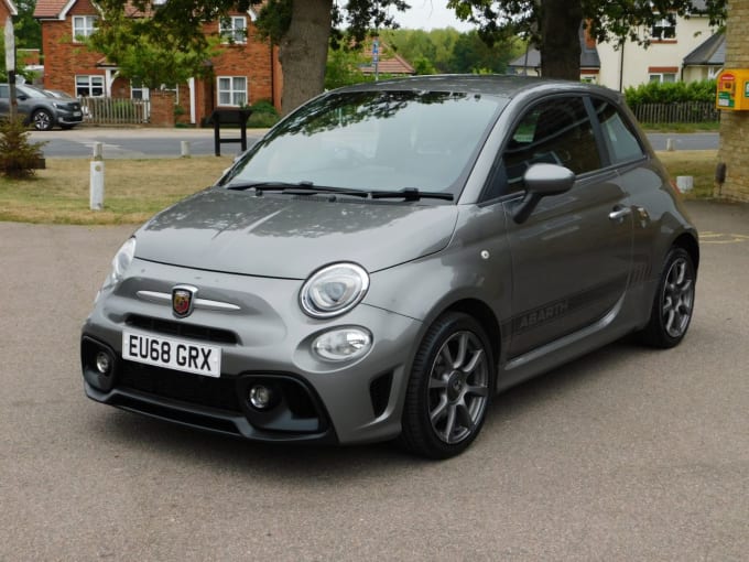 2025 Abarth 595