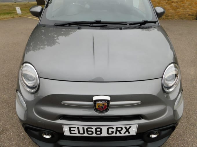2025 Abarth 595