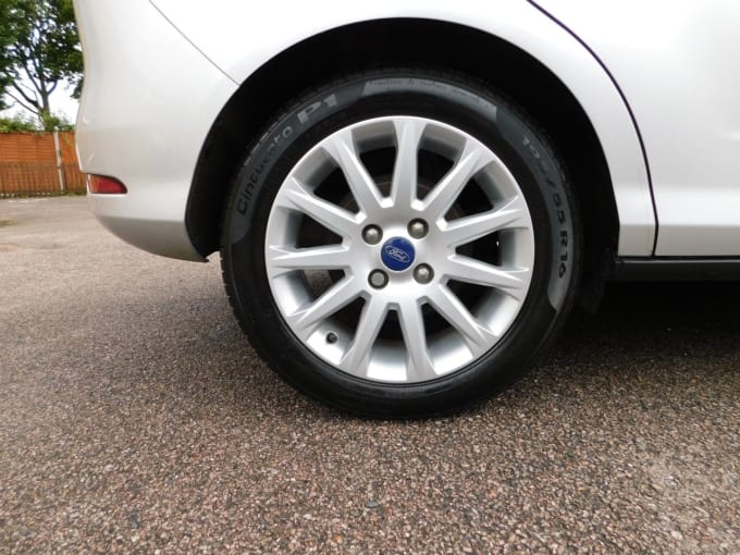 2025 Ford B-max
