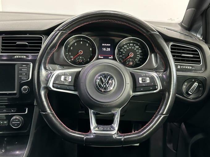 2016 Volkswagen Golf