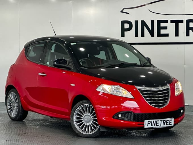 2024 Chrysler Ypsilon