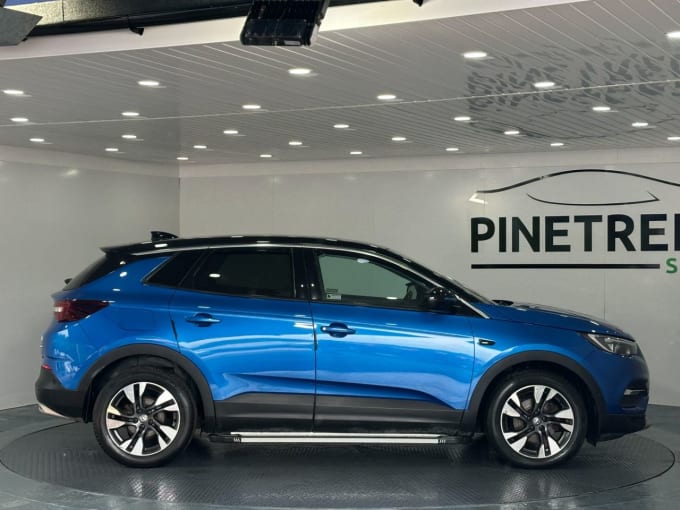 2025 Vauxhall Grandland X