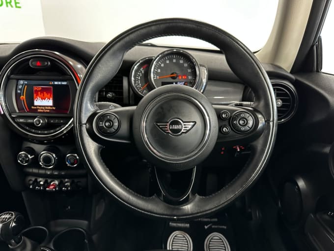 2025 Mini Hatch