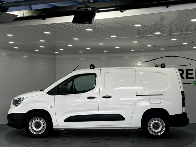 2025 Vauxhall Combo