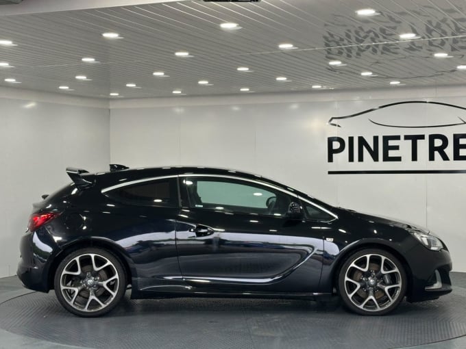 2025 Vauxhall Astra Gtc