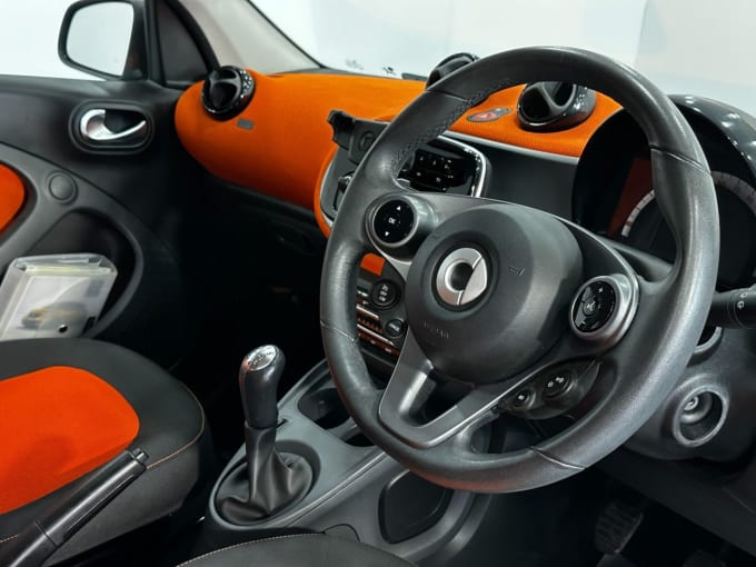 2025 Smart Forfour