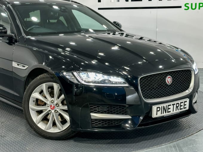 2025 Jaguar Xf