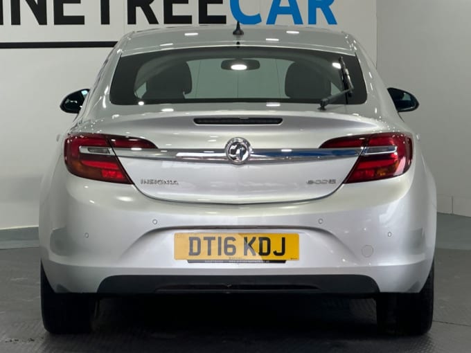 2025 Vauxhall Insignia