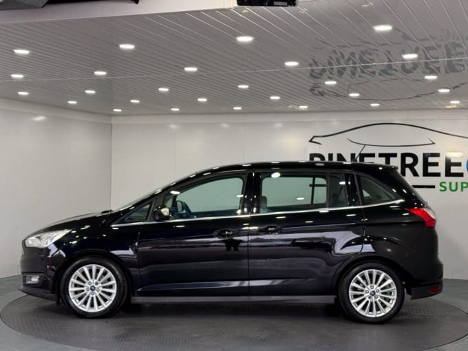 2025 Ford Grand C-max