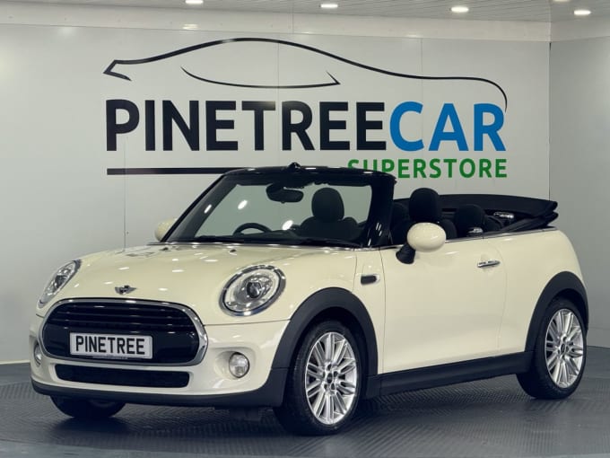 2025 Mini Convertible