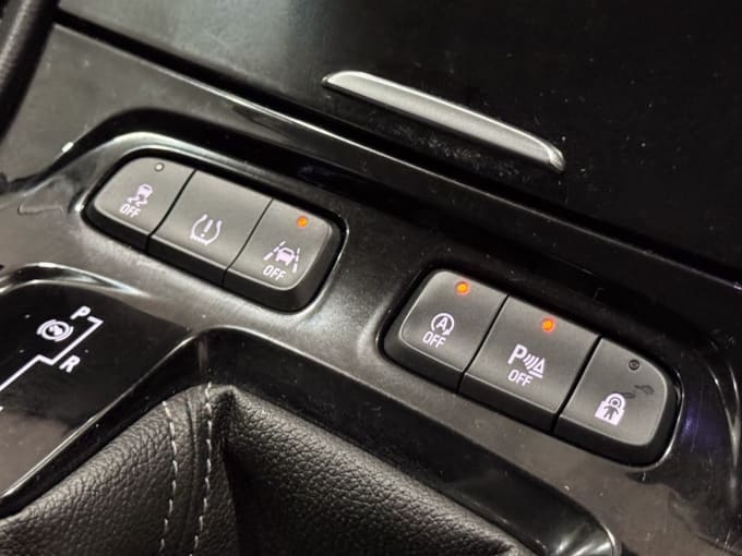 2025 Vauxhall Grandland X
