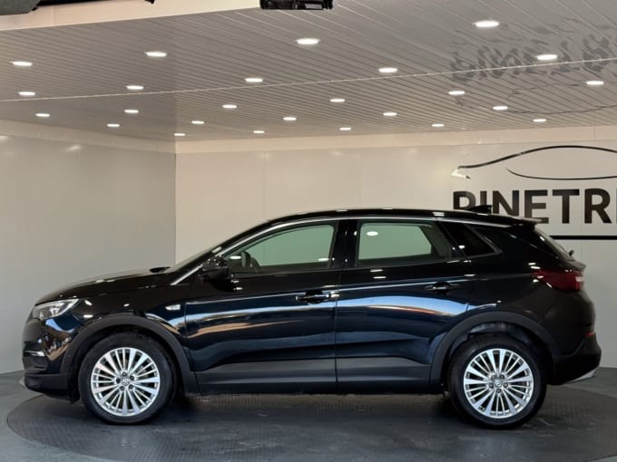 2025 Vauxhall Grandland X
