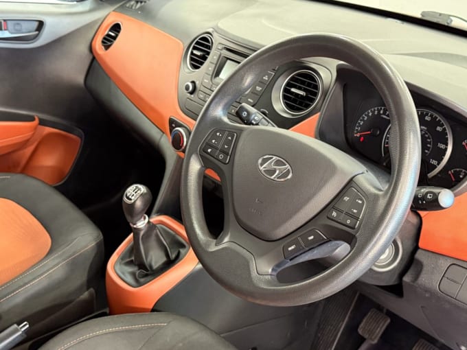 2025 Hyundai I10