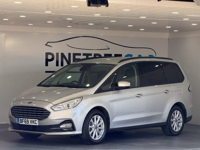 2025 Ford Galaxy