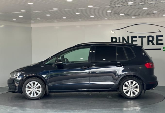 2025 Volkswagen Golf Sv