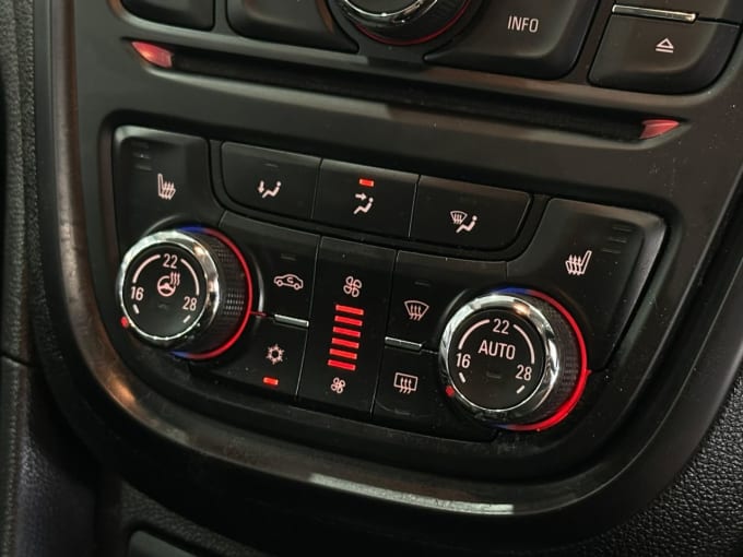 2025 Vauxhall Mokka