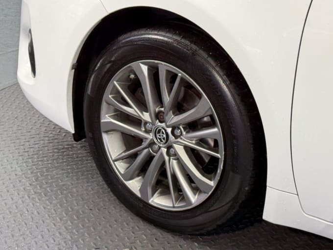 2025 Toyota Avensis
