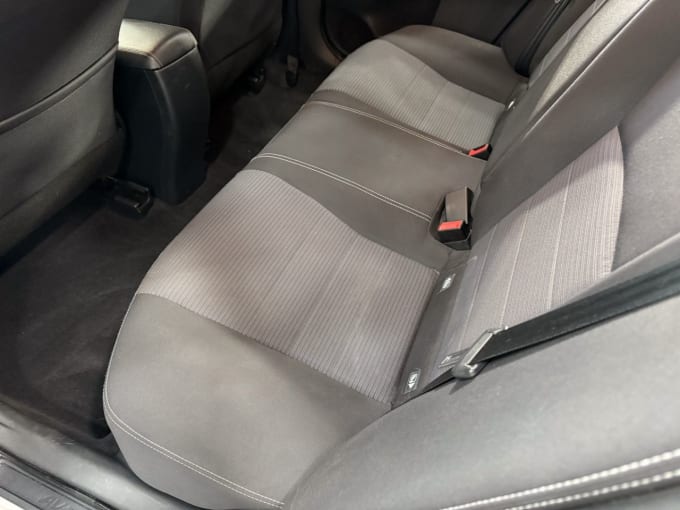 2025 Toyota Avensis