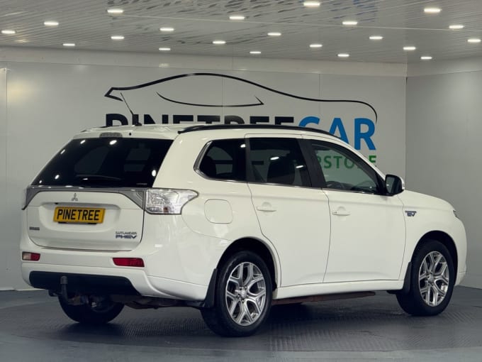 2025 Mitsubishi Outlander