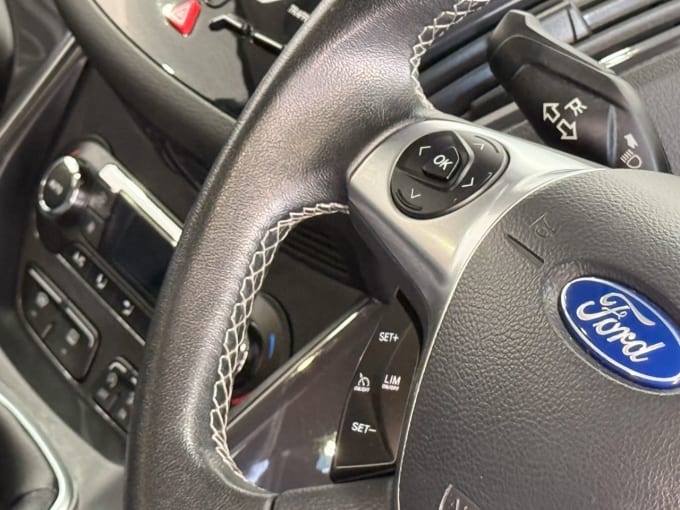 2025 Ford Kuga