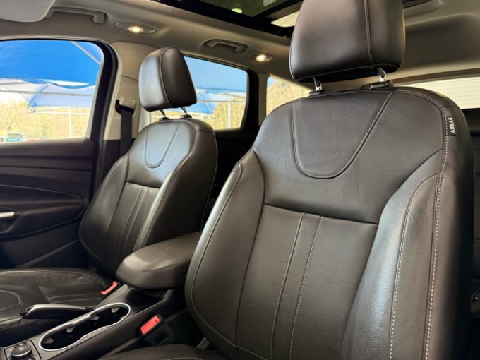 2025 Ford Kuga