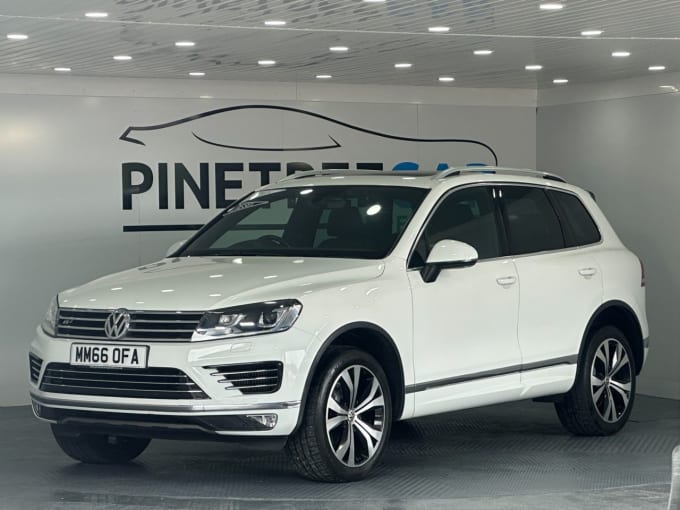 2025 Volkswagen Touareg