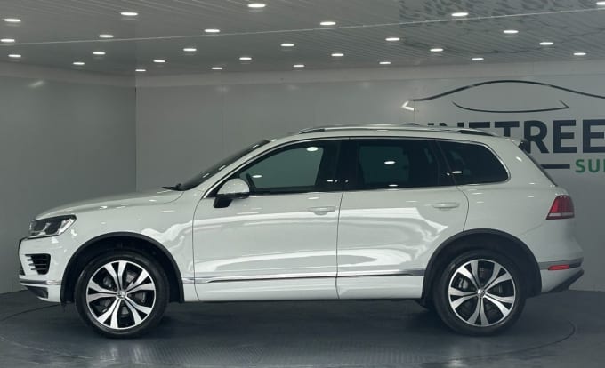 2025 Volkswagen Touareg