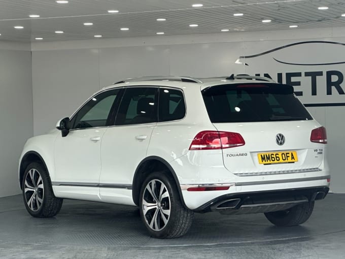 2025 Volkswagen Touareg