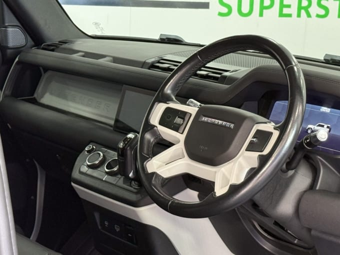 2025 Land Rover Defender