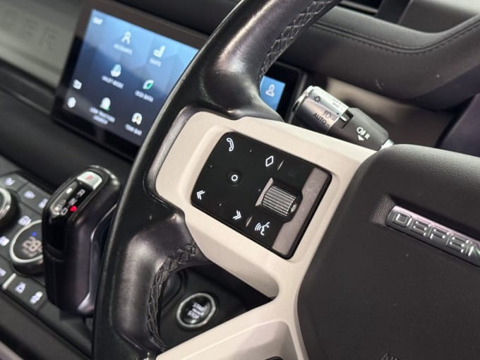 2025 Land Rover Defender