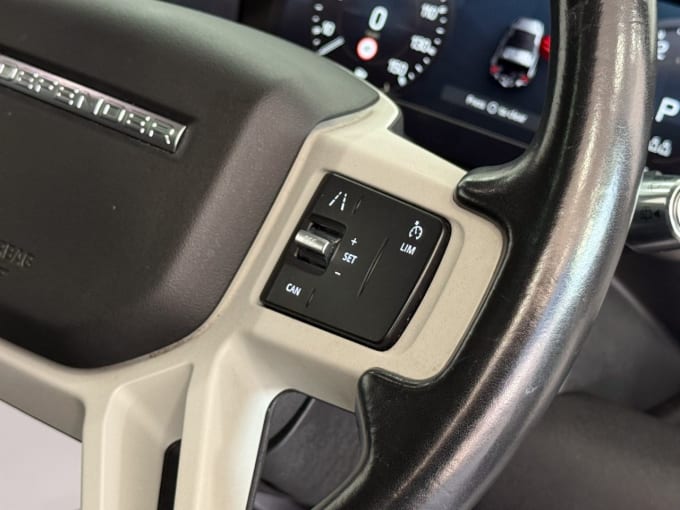 2025 Land Rover Defender
