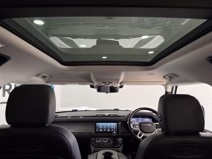 2025 Land Rover Defender