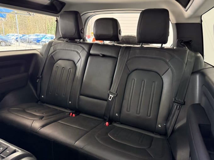 2025 Land Rover Defender