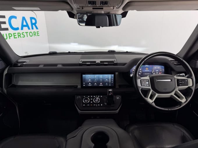 2025 Land Rover Defender