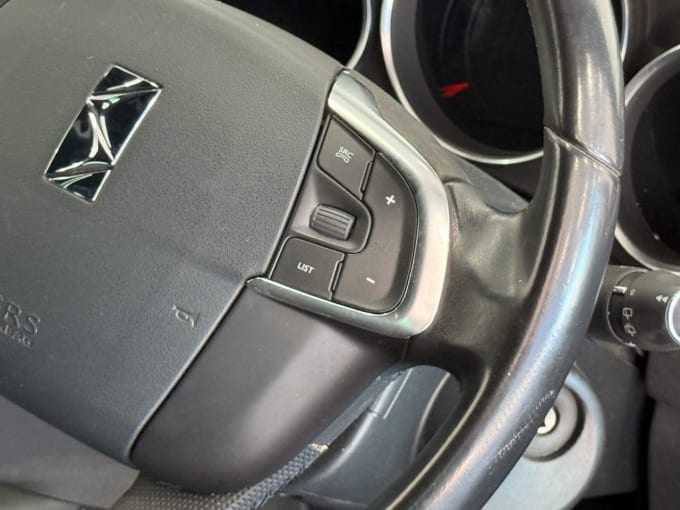 2025 Ds Automobiles Ds 4
