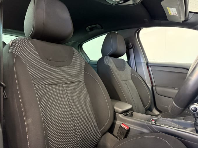 2025 Ds Automobiles Ds 4