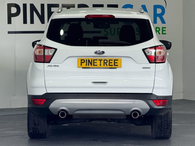 2025 Ford Kuga