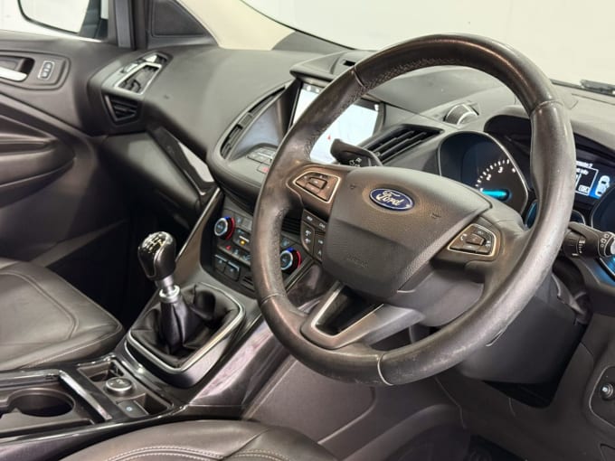 2025 Ford Kuga