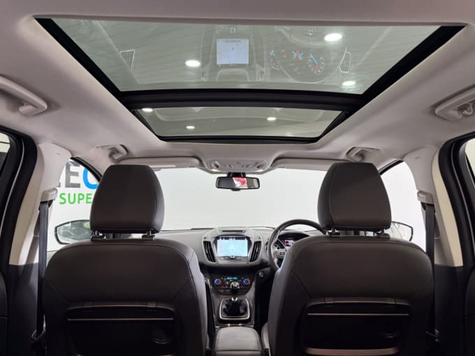 2025 Ford Kuga