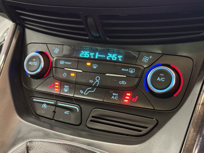 2025 Ford Kuga