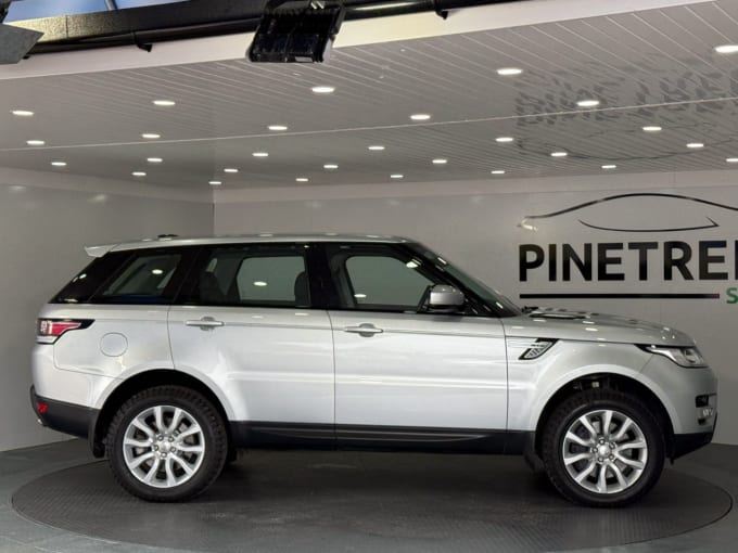 2025 Land Rover Range Rover Sport