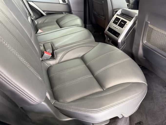 2025 Land Rover Range Rover Sport