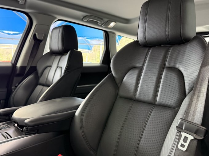 2025 Land Rover Range Rover Sport