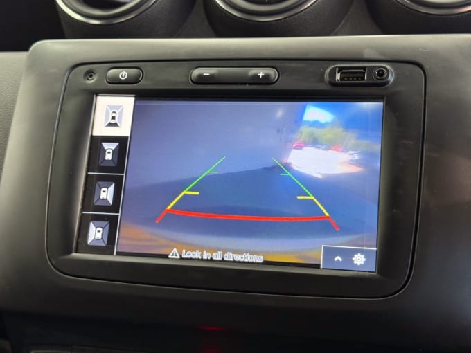 2025 Dacia Duster