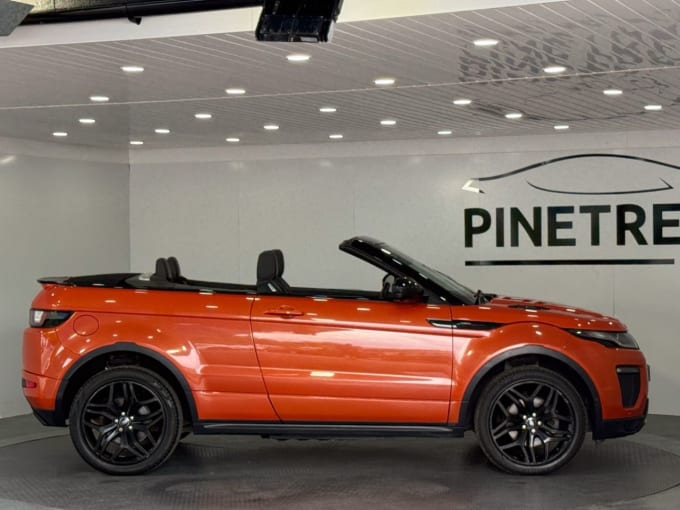 2025 Land Rover Range Rover Evoque